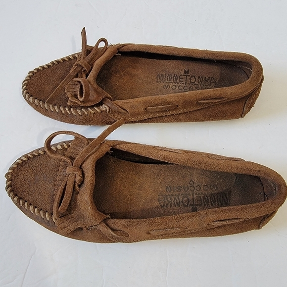 MINNETONKA Kilty Suede Mocassin Sz 7.5 Cognac Casual Comfy Everyday - Picture 3 of 10